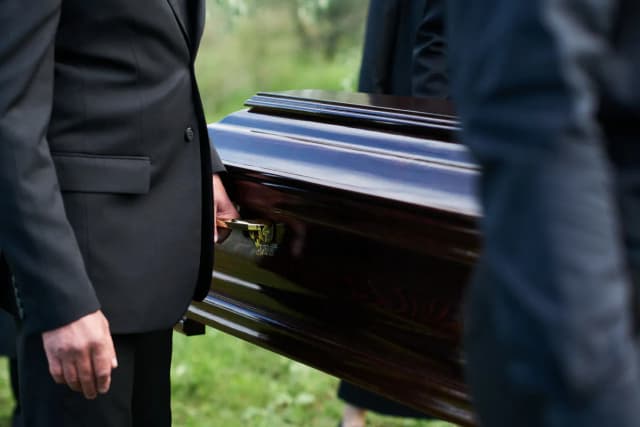 Ile wynosi odszkodowanie za śmierć rodzica z ZUS i co warto wiedzieć Ile wynosi odszkodowanie za śmierć rodzica z ZUS i co warto wiedzieć